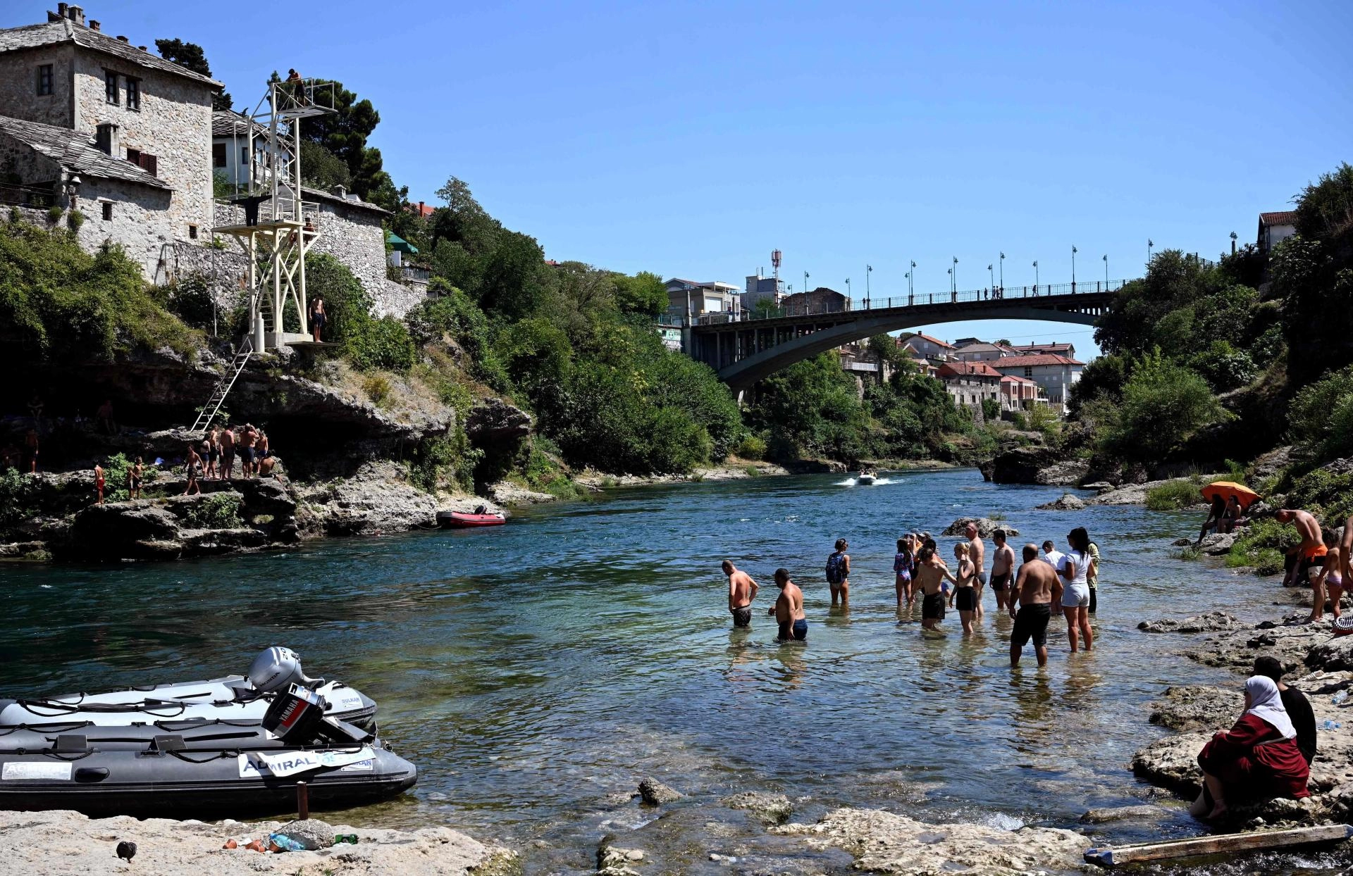 ŽIVOT NA 'ZVIZDANU' Mostaru nedostaju zelene oaze
